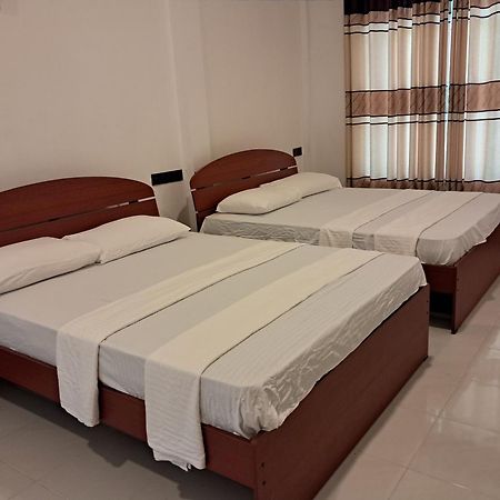 Risenlak Holiday Resort 폴로나루와 외부 사진